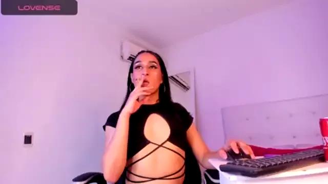 SWEET_BRINAXX from StripChat