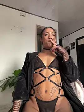 sweet_britanny_ from StripChat is Freechat