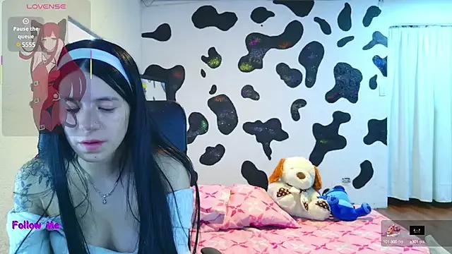 Try our streaming cams variety and talk on a personal level with our adorable girls streamers, showing off their bountiful shapes and dildos.