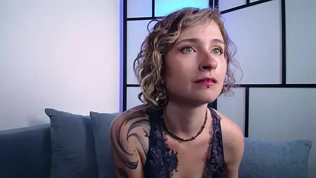 sweet_cherry_pie_ from StripChat