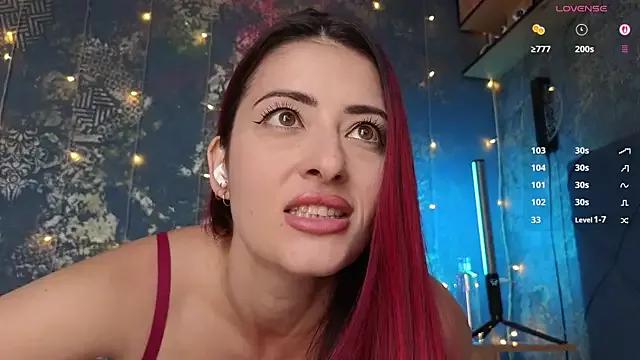 sweet_chris_diamond from StripChat