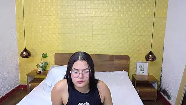 Sweet_dani18 from StripChat