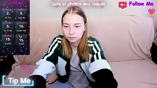 Try our streaming cams variety and talk on a personal level with our adorable girls streamers, showing off their bountiful shapes and dildos.