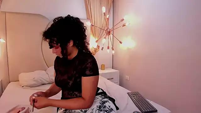 Sweet_Lucyy from StripChat