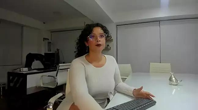 Sweet_Lucyy from StripChat