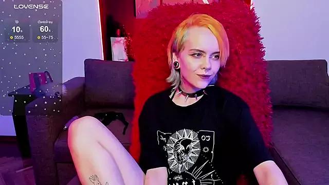 Try our streaming cams variety and talk on a personal level with our adorable girls streamers, showing off their bountiful shapes and dildos.