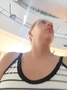 sweet_pussy15 from StripChat