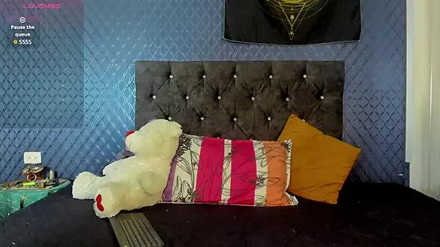 Sweet_Sariita from StripChat is Freechat