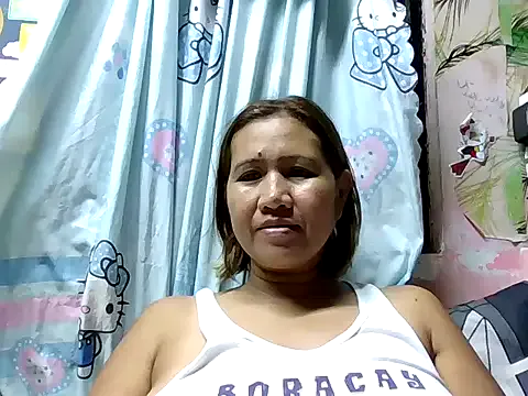 sweet_smile4u on StripChat 