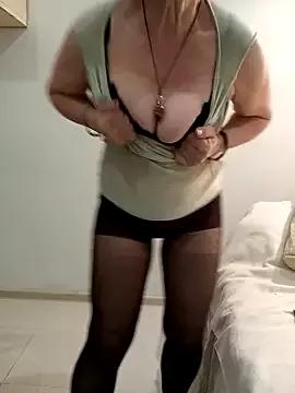 Sweet_Sof1 from StripChat is Freechat