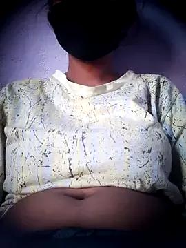 Sweet_Sonakshi143 from StripChat