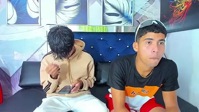 Sweet_twinks2 from StripChat is Freechat