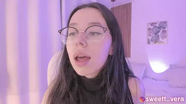 sweet_vera from StripChat is Freechat
