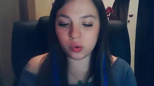 SweetAlissa18 from StripChat