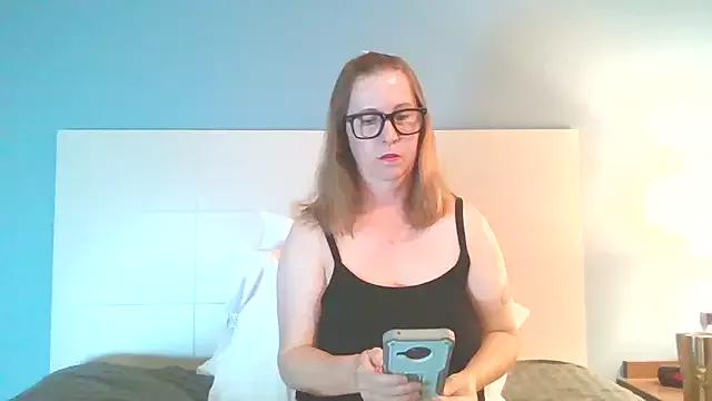 SweetandNaughty1 from StripChat is Freechat