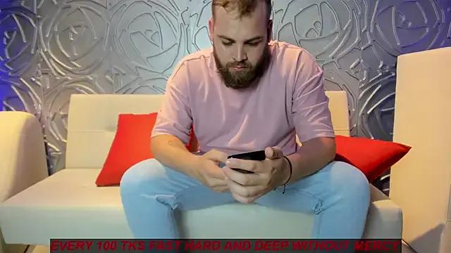 Try our streaming cams variety and talk on a personal level with our adorable girls streamers, showing off their bountiful shapes and dildos.