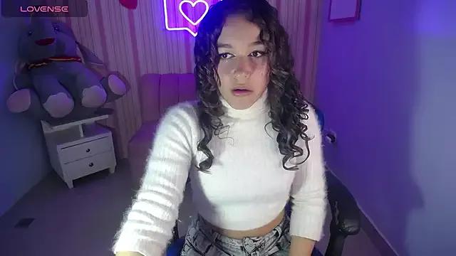 Sweetbunny_ch1 from StripChat is Freechat