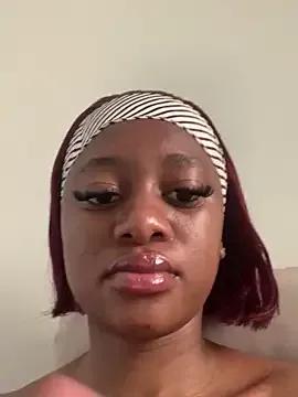 Sweetcake87 from StripChat