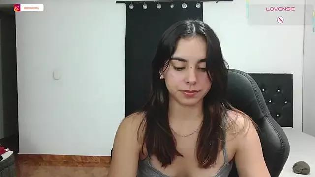 sweetcami1 from StripChat