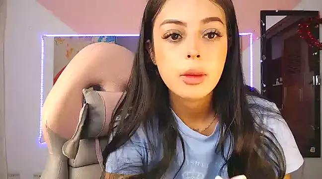 Try our streaming cams variety and talk on a personal level with our adorable girls streamers, showing off their bountiful shapes and dildos.
