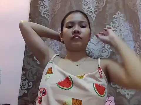 Sweetcherry23 from StripChat