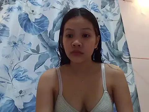 Sweetcherry23 from StripChat