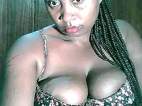 sweetchocolatebabe from StripChat
