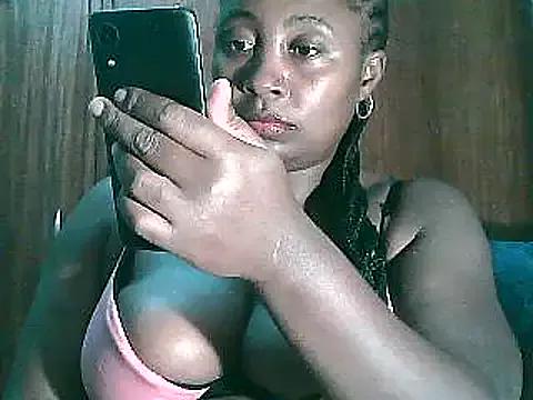 sweetchocolatebabe from StripChat