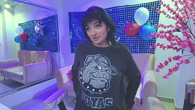 Sweete_sin from StripChat