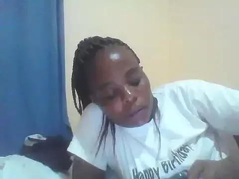 Sweetebonie from StripChat