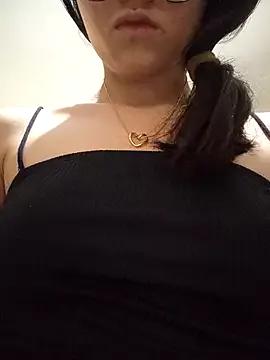 Sweetemily10 from StripChat is Freechat
