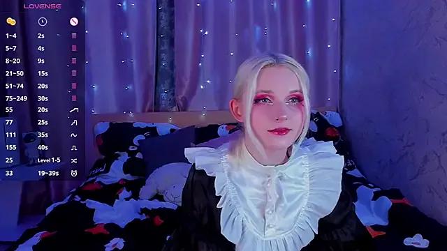 SweeteRose_Royce from StripChat