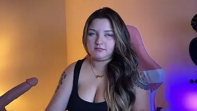 SweetFoxEyes from StripChat