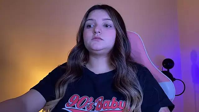 SweetFoxEyes from StripChat