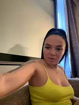 SweetGabrielaLory79 from StripChat