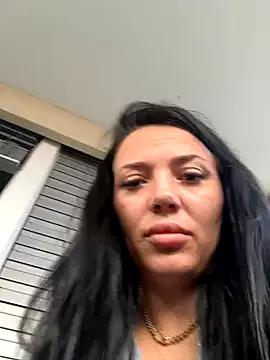 SweetGabrielaLory79 from StripChat