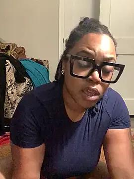 SweetHoneyBunz from StripChat