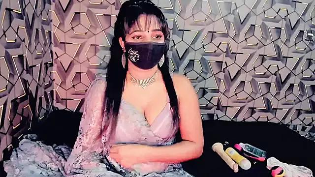 Sweetie_Fox_XXX from StripChat is Group