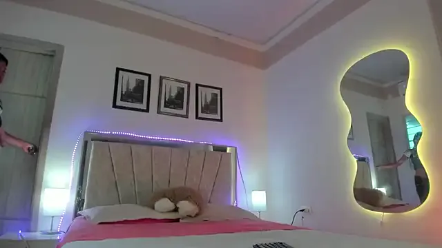 Sweetiee_Aurora on StripChat 