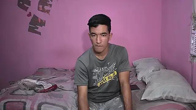 Sweetiefoxxx from StripChat