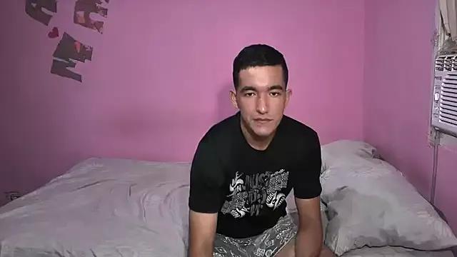 Sweetiefoxxx from StripChat