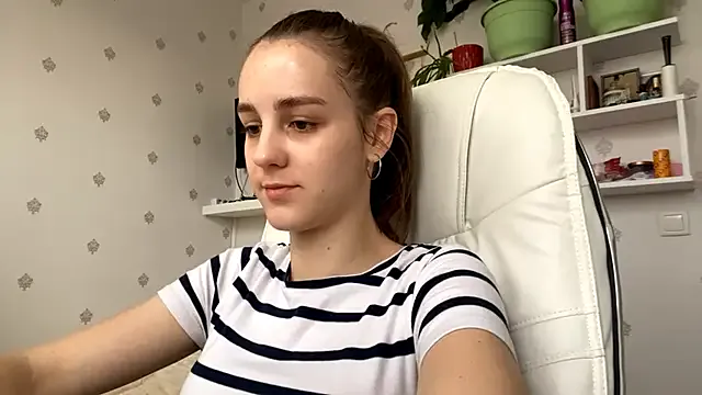 SweetieKatie on StripChat 