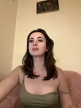 SweetieKendl from StripChat