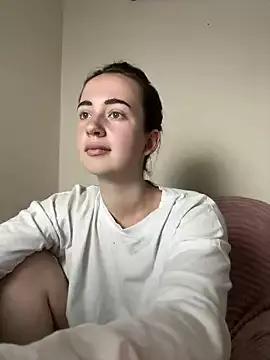 SweetieKendl from StripChat