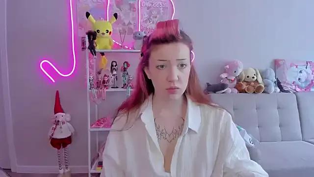 Try our streaming cams variety and talk on a personal level with our adorable girls streamers, showing off their bountiful shapes and dildos.