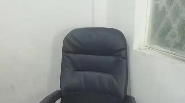 sweetkitty_16 from StripChat