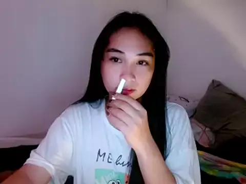 SweetLilly_18 from StripChat
