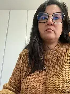 SWEETLILY18 from StripChat