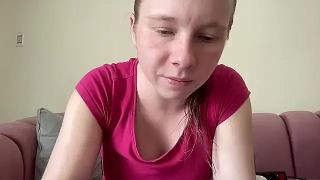 SweetLucy96 from StripChat