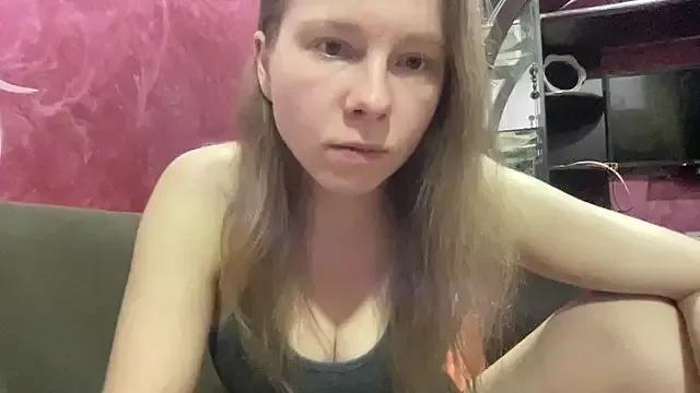 SweetLucy96 from StripChat
